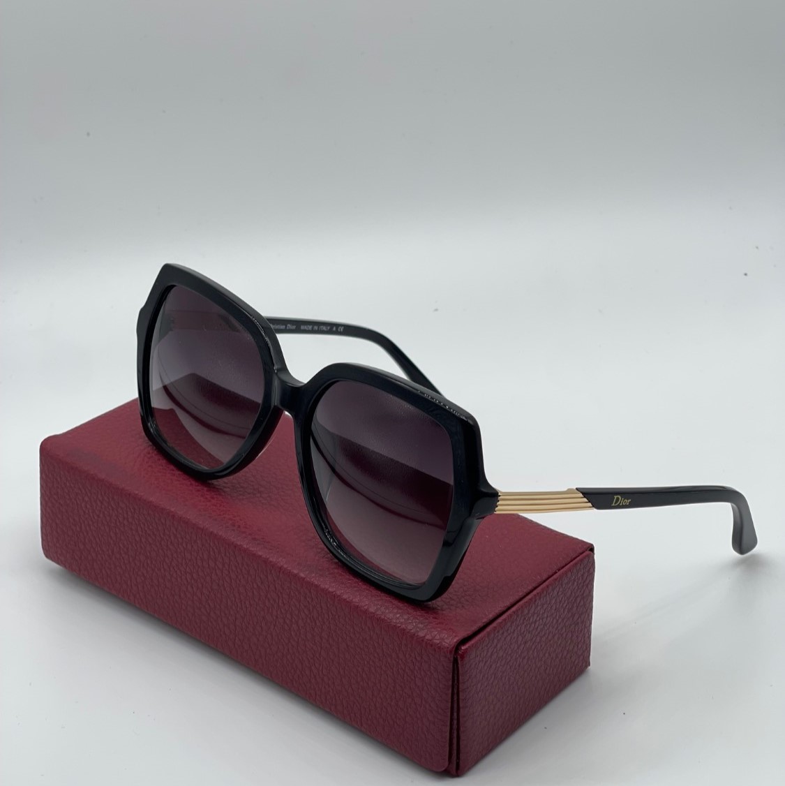 عینک افتابی Dior عینک افتابی Dior